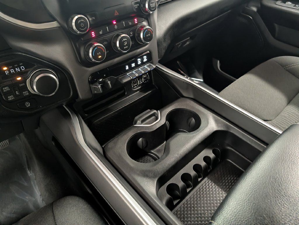 Used 2022 RAM 1500 Big Horn AWD/4WD image 17