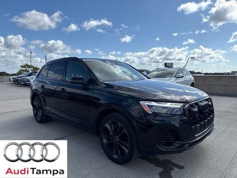 Used 2025 Audi Q7 3.0T Prestige w/ Prestige Package AWD/4WD image 1