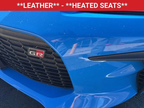 Used 2024 Toyota GR86 Premium image 3
