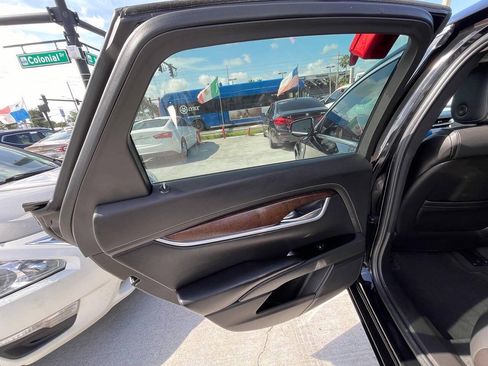 Used 2018 Cadillac XTS Luxury FWD image 12