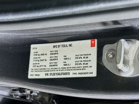 Used 2018 Tesla Model 3 Long Range image 12