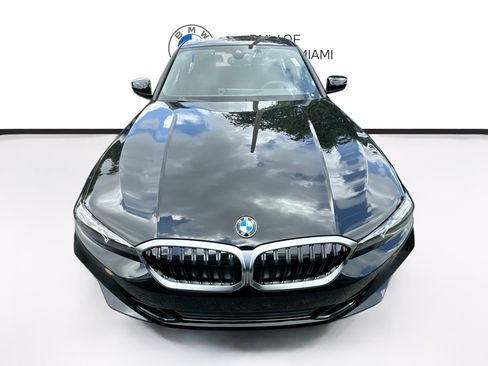 New 2026 BMW 330i Sedan w/ Convenience Package RWD image 2