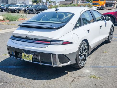 New 2025 Hyundai Ioniq 6 SEL image 4