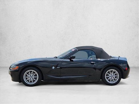 Used 2004 BMW Z4 2.5i RWD image 8