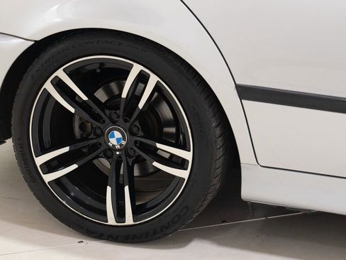 Used 2000 BMW 540i Sedan image 29