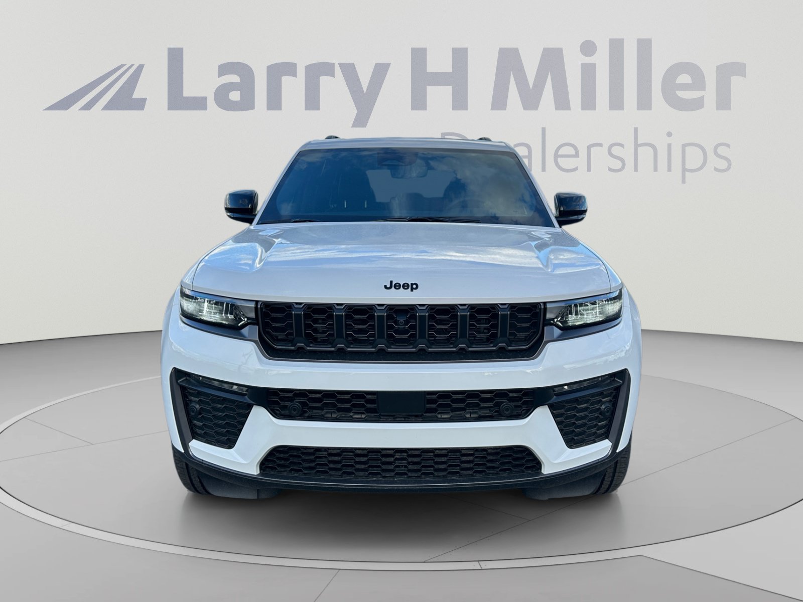 New 2026 Jeep Grand Cherokee Limited AWD/4WD image 8