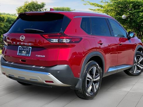 Used 2023 Nissan Rogue Platinum FWD image 6