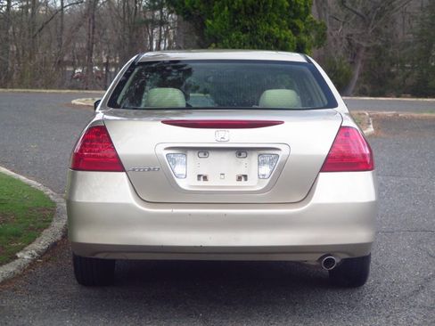 Used 2006 Honda Accord EX image 36