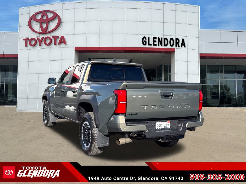 Used 2024 Toyota Tacoma TRD Off-Road w/ TRD Off Road Premium Package AWD/4WD image 8