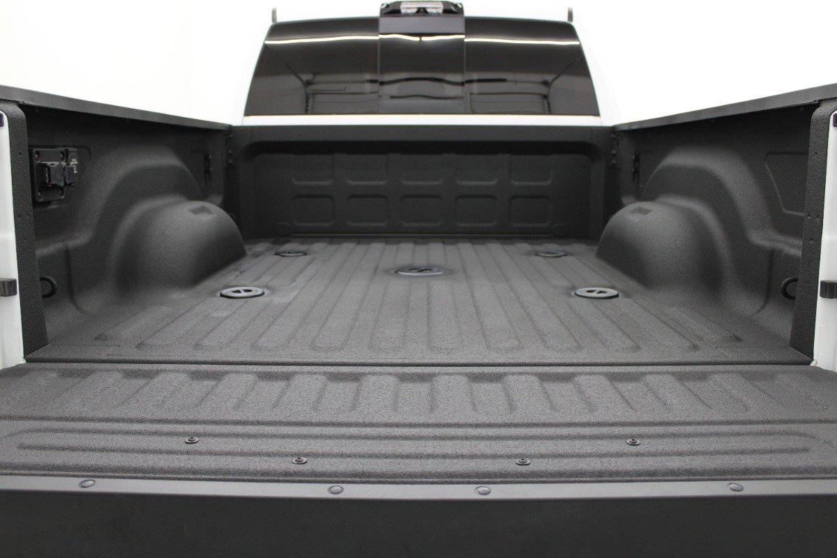Used 2025 RAM 2500 Laramie w/ Sport Appearance Package AWD/4WD image 9
