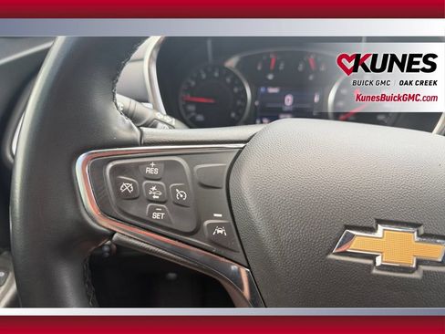 Used 2024 Chevrolet Equinox LT AWD/4WD image 17