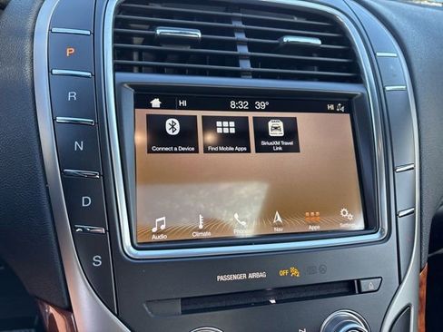 Used 2019 Lincoln Nautilus Reserve w/ Cargo Utility Package AWD/4WD image 14