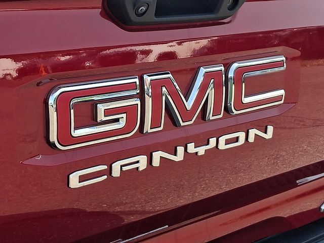 Used 2024 GMC Canyon AT4 AWD/4WD image 33
