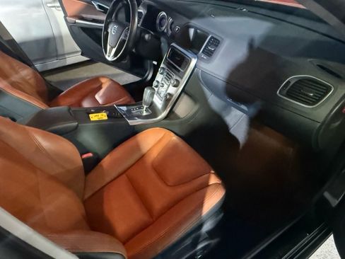 Used 2012 Volvo S60 T5 image 15