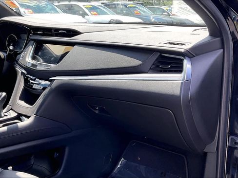 Used 2023 Cadillac XT5 Luxury AWD/4WD image 16