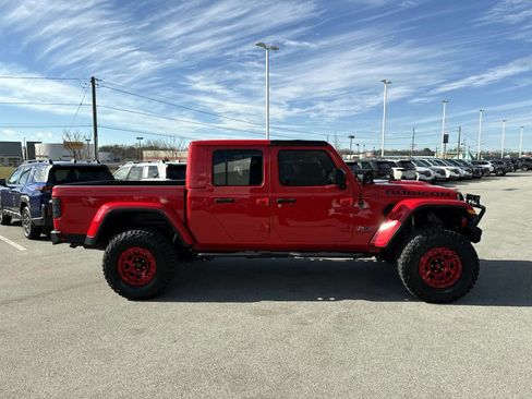 Used 2023 Jeep Gladiator Rubicon w/ Cold Weather Group image 3