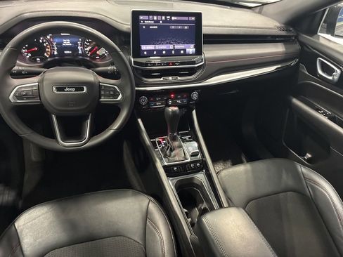 Used 2024 Jeep Compass Trailhawk AWD/4WD image 35