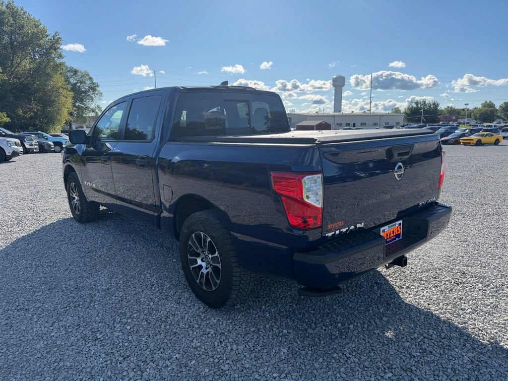 Used 2022 Nissan Titan SV w/ Accessory Utility Package AWD/4WD image 25