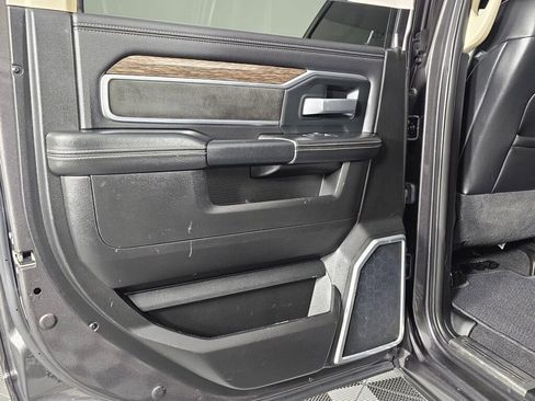 Used 2020 RAM 2500 Laramie image 31