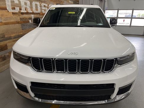 New 2025 Jeep Grand Cherokee L Limited w/ Trailer Tow Package image 9