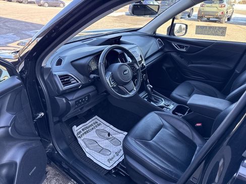 Used 2023 Subaru Forester Touring image 10