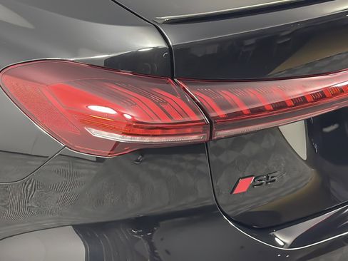 Used 2025 Audi S5 Premium Plus w/ Premium Plus Package image 26