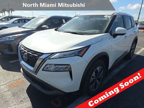 Used 2023 Nissan Rogue SV FWD image 1