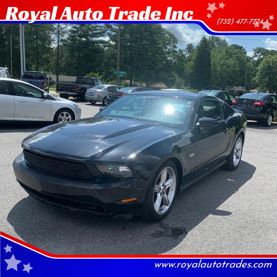 Used 2011 Ford Mustang GT Premium w/ Security Pkg RWD image 1