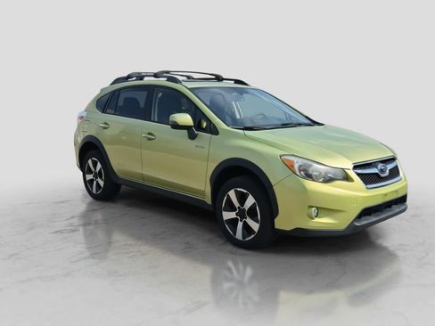 Used 2014 Subaru Crosstrek Touring AWD/4WD image 2