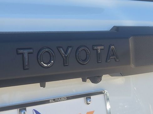 New 2026 Toyota 4Runner TRD Off-Road image 12