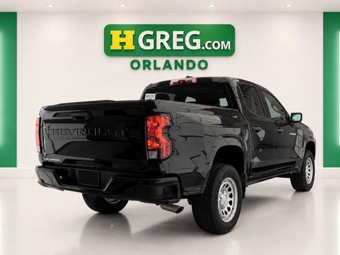 Used 2024 Chevrolet Colorado W/T RWD image 6