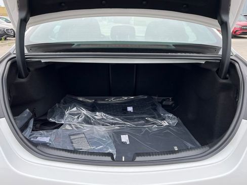 Used 2024 Mercedes-Benz C 43 AMG 4MATIC Sedan image 40