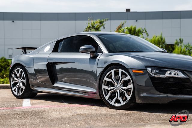 Used 2011 Audi R8 V10 AWD/4WD image 40