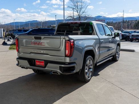 Used 2024 GMC Sierra 1500 Denali w/ Denali Reserve Package image 7