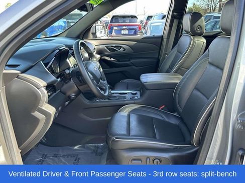 Used 2023 Chevrolet Traverse Premier image 15