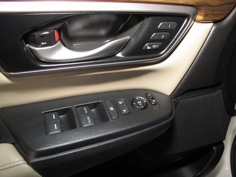 Certified 2021 Honda CR-V EX-L image 12