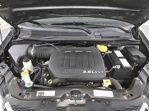 Used 2017 Dodge Grand Caravan SE w/ Power Window Group image 28