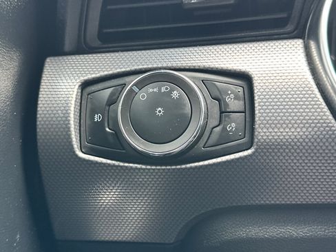 Used 2020 Ford Mustang GT RWD image 38