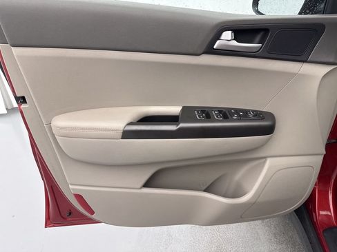 Used 2017 Kia Sportage LX FWD image 18