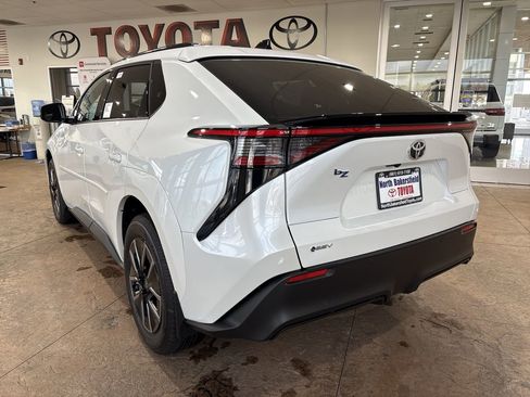 New 2026 Toyota bZ FWD image 8