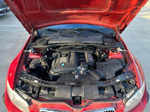 Used 2013 BMW 328i Convertible image 27