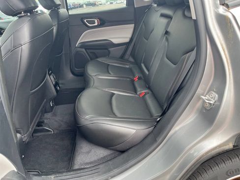 Used 2022 Jeep Compass Limited AWD/4WD image 24