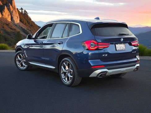 Used 2023 BMW X3 xDrive30i w/ Premium Package w/ZPA image 5