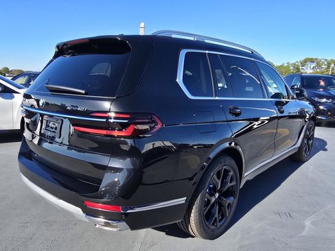 New 2026 BMW X7 xDrive40i w/ Executive Package image 11