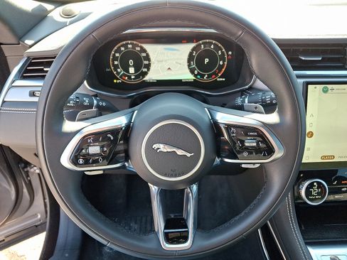 Used 2026 Jaguar F-PACE R-Dynamic S AWD/4WD image 20