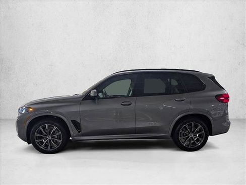 New 2026 BMW X5 xDrive40i w/ M Sport Package image 9