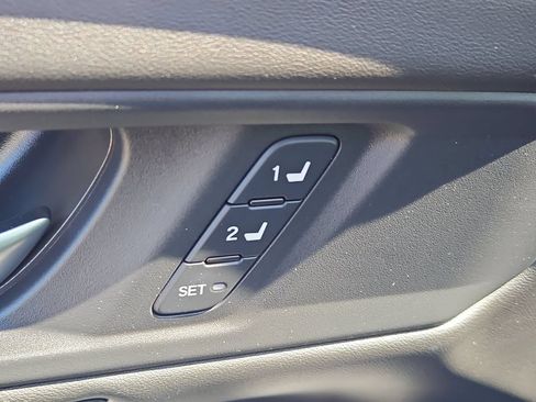 Certified 2025 Honda Accord EX-L image 19