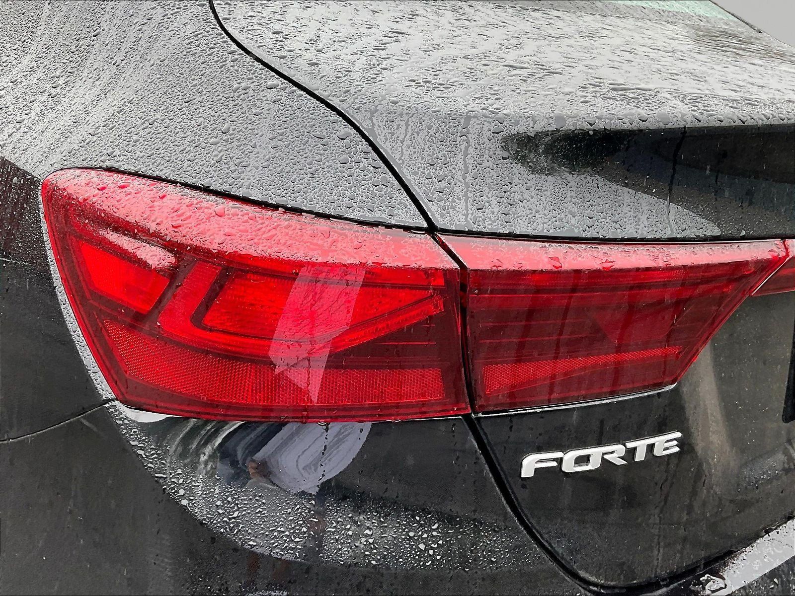 Used 2024 Kia Forte LXS FWD image 23
