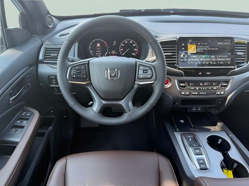 New 2026 Honda Ridgeline RTL image 16