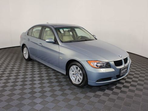 Used 2006 BMW 325xi Sedan image 3